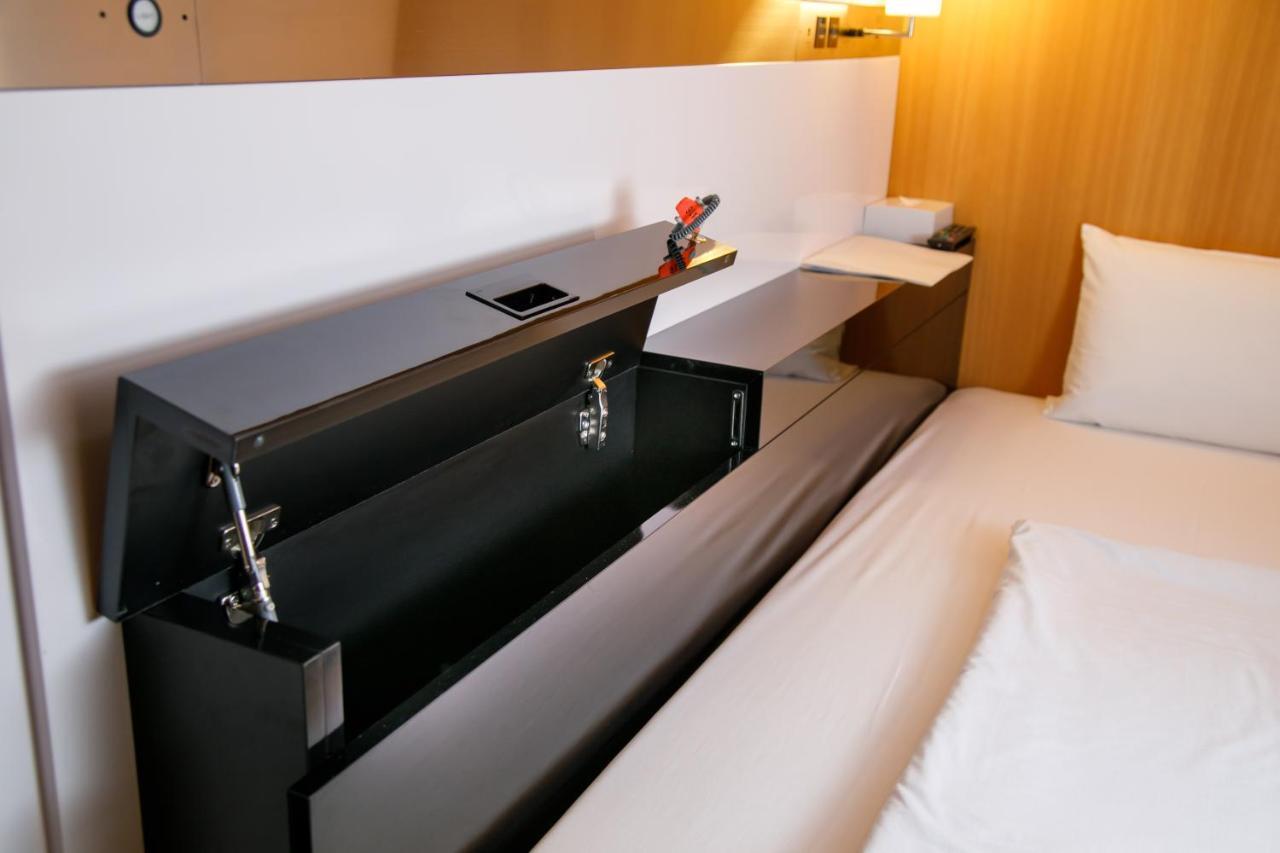 First Cabin Tkp Nagoya Station Hotel Ngoại thất bức ảnh